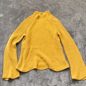 Yellow sweater